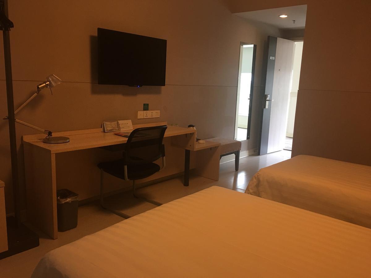 Jinjiang Inn Liuzhou Bubugao Square North Station Kültér fotó