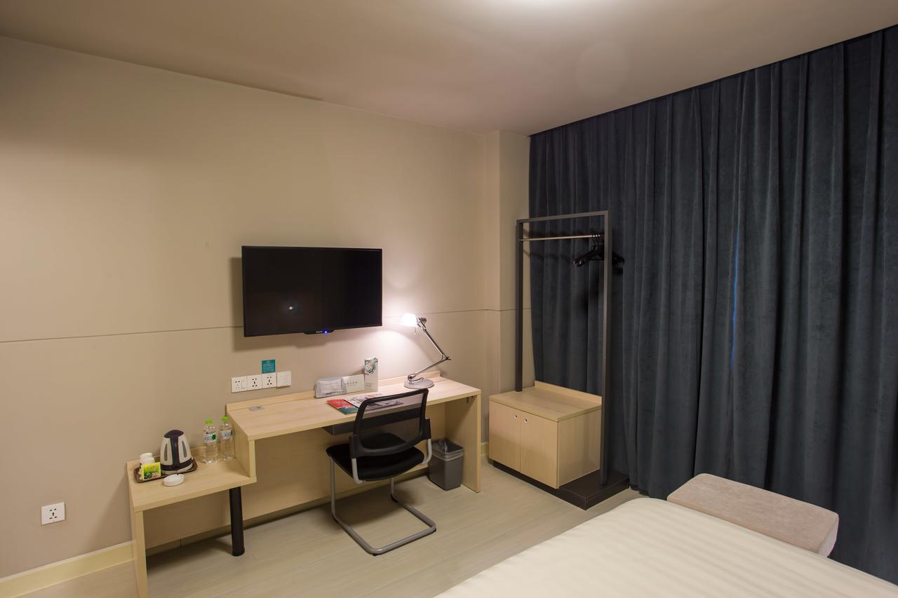 Jinjiang Inn Liuzhou Bubugao Square North Station Kültér fotó